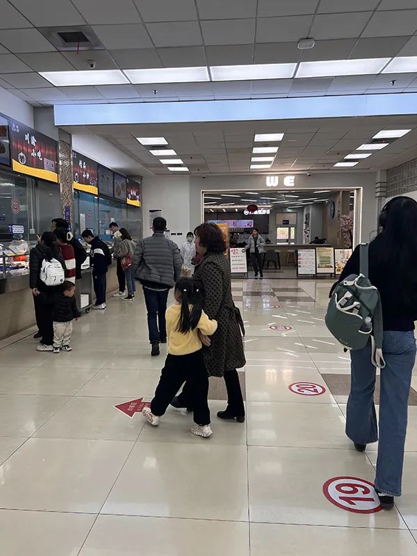 复旦食堂对外开放，干饭人冲了！