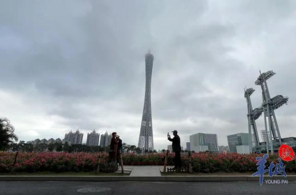 去年“干晴暖”今年“湿阴冷”,广州近期天气正常吗? 去年“干晴暖”今年“湿阴冷”,广州近期天气正常吗?