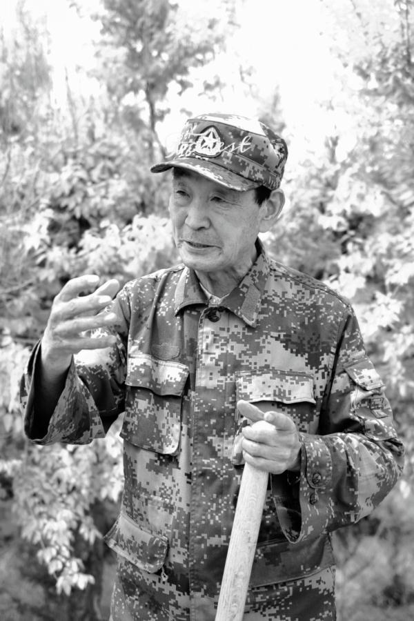 植树节前，为家乡种树的“绿化将军”走了
