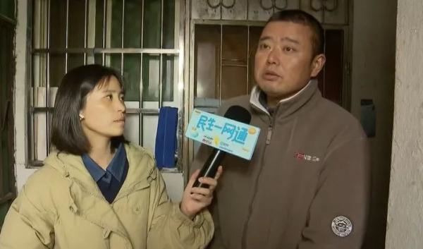 超过十年!楼道厨房成“钉子户”,烧饭重要还是安全重要? 超过十年!楼道厨房成“钉子户”,烧饭重要还是安全重要?