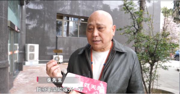 孩子发烧打车去医院，司机拒绝关车窗：正好物理降温