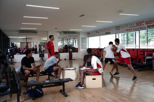 四分之一巴西人支持的足球队,如何搞青训? 四分之一巴西人支持的足球队,如何搞青训?