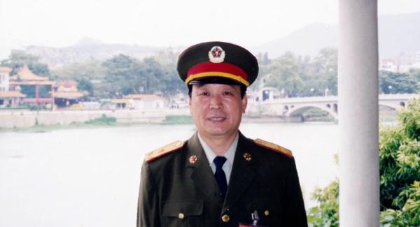 植树节前，为家乡种树的“绿化将军”走了