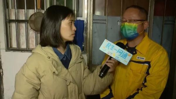 超过十年!楼道厨房成“钉子户”,烧饭重要还是安全重要? 超过十年!楼道厨房成“钉子户”,烧饭重要还是安全重要?