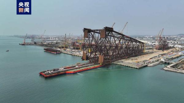 刷新多项纪录！亚洲第一深水导管架“海基二号”完工