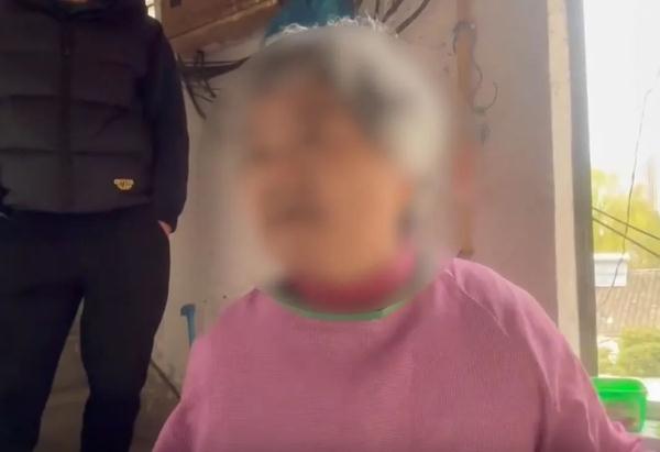 超过十年!楼道厨房成“钉子户”,烧饭重要还是安全重要? 超过十年!楼道厨房成“钉子户”,烧饭重要还是安全重要?