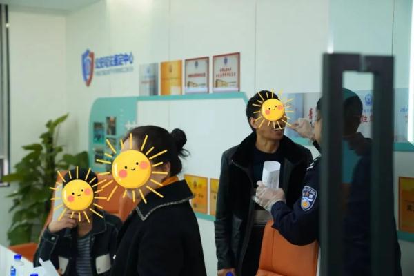 25年了，他们终于在杭州团聚