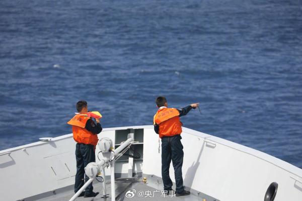 海军舰艇编队对岸应用射击训练