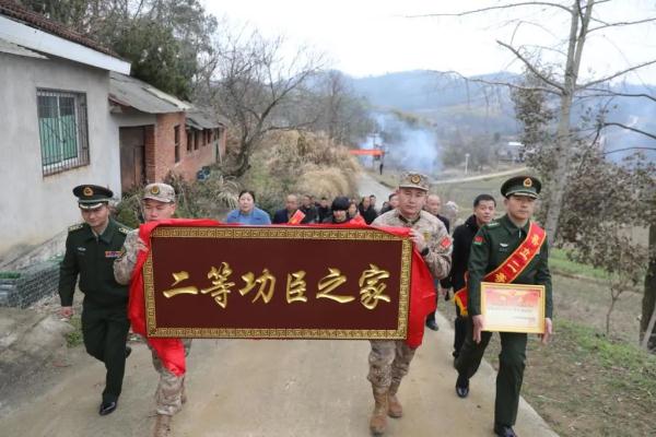 喜报又双叒来了！这夫妻二人，立功×6