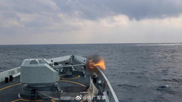 海军舰艇编队对岸应用射击训练