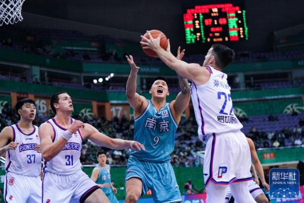 CBA常规赛｜南京头排苏酒胜天津先行者