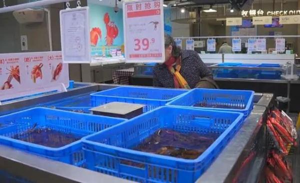 价格大降！小龙虾上市！