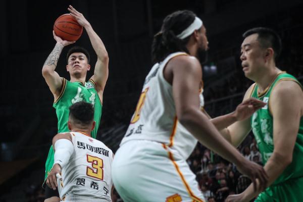 篮球——CBA常规赛:辽宁本钢胜深圳马可波罗 篮球——CBA常规赛:辽宁本钢胜深圳马可波罗