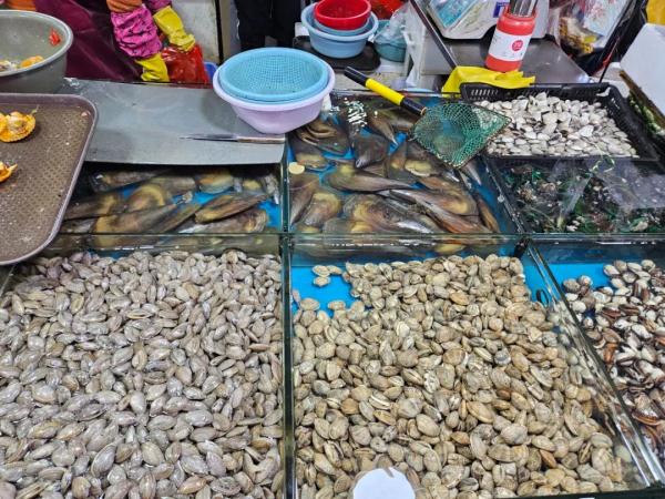 应季又鲜美！南宁“开春海鲜”大量上市