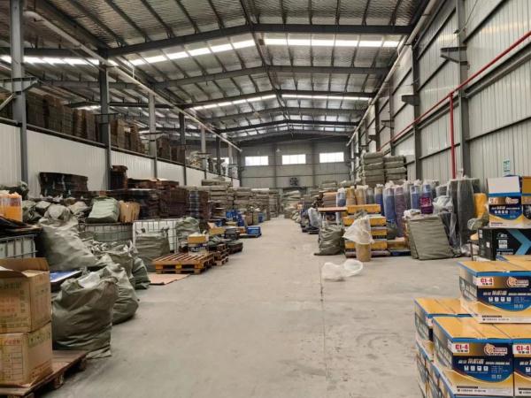 涉案200万!警方破获一起假冒机油案 涉案200万!警方破获一起假冒机油案