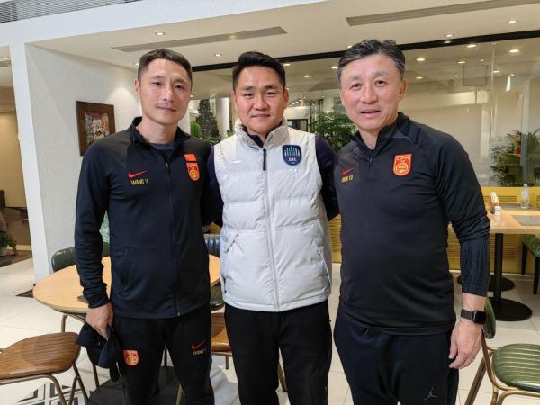 “狼娃”很忙!王尔卓拥抱退役后的火热生活 “狼娃”很忙!王尔卓拥抱退役后的火热生活