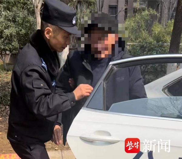 老人身体不适求助巡逻民警，确保无碍后民警送他回家