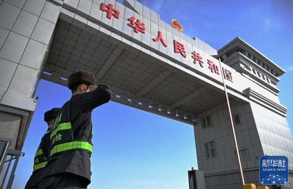 探访中蒙边境塔克什肯口岸