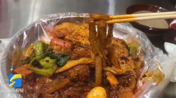“甘肃麻辣烫”火到济南！6天开4家店，日营业额破万！记者探店→