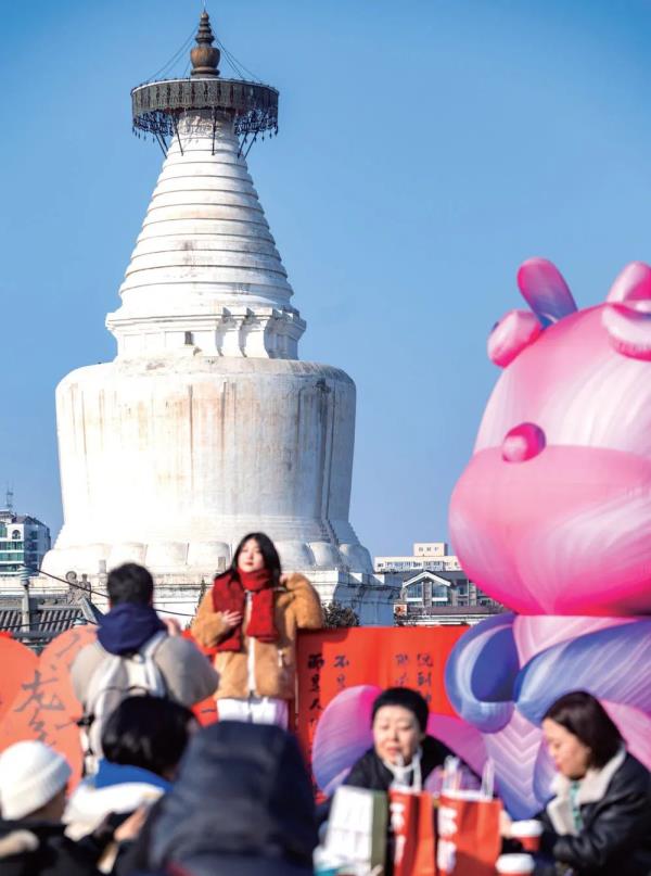 白塔焕新市井喧 白塔焕新市井喧