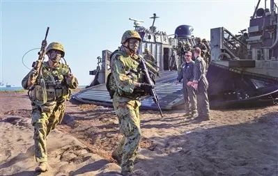 日本自卫队拟建“海上运输群” 日本自卫队拟建“海上运输群”