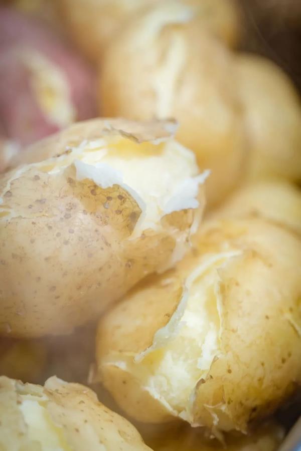 甘肃“麻”“辣”“烫”出圈秘籍，找到啦！全国推广难度加大，咋办？