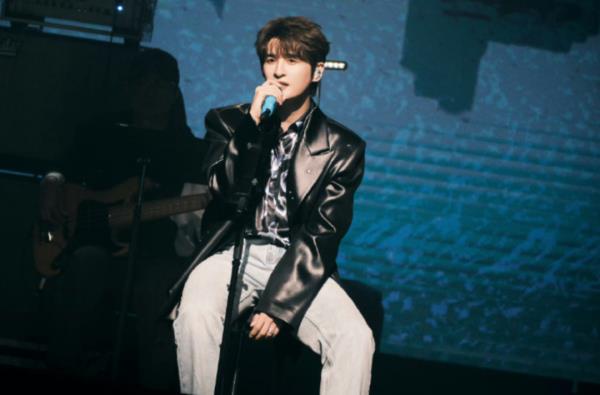 知名男歌手被曝曾患这种疾病！比抑郁症更危险！本人回应