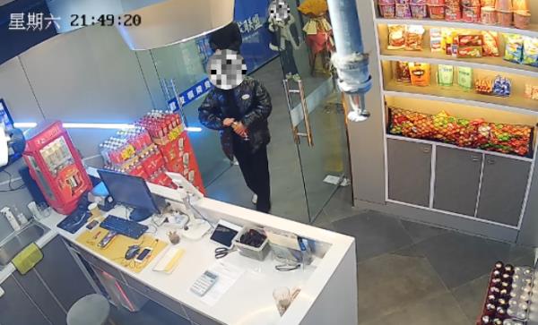 好端端的手机怎么就变成了模型机? 好端端的手机怎么就变成了模型机?