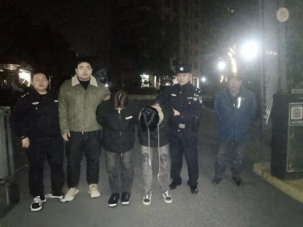 抓获3名嫌疑人！民警多看了一眼后立即“加班”，获网友好评