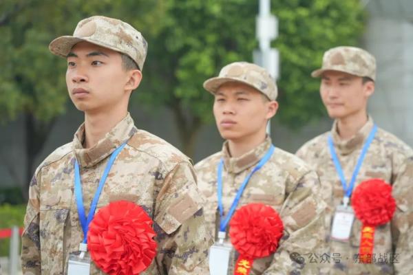 春季入伍新兵,入营! 春季入伍新兵,入营!