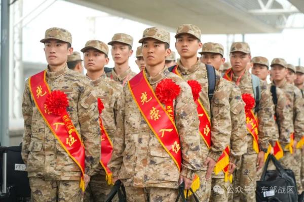 春季入伍新兵,入营! 春季入伍新兵,入营!