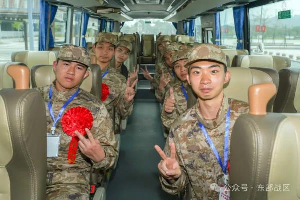 春季入伍新兵,入营! 春季入伍新兵,入营!