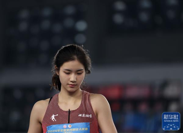 全国室内田径大奖赛:夏思凝晋级60米栏决赛 全国室内田径大奖赛:夏思凝晋级60米栏决赛