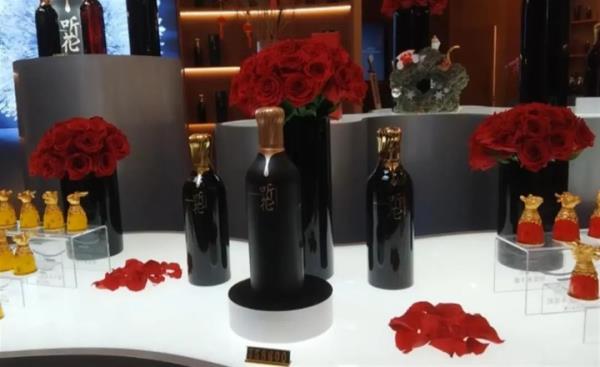 张雪峰:“跟我没关系” 张雪峰:“跟我没关系”