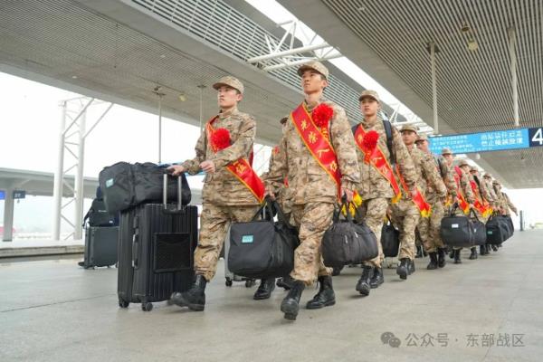 春季入伍新兵,入营! 春季入伍新兵,入营!