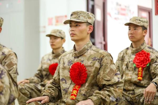 春季入伍新兵,入营! 春季入伍新兵,入营!