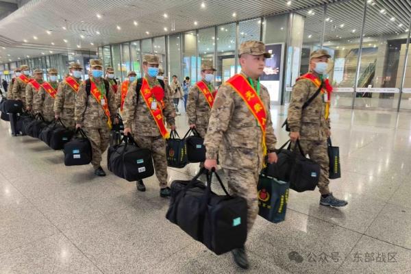 春季入伍新兵,入营! 春季入伍新兵,入营!