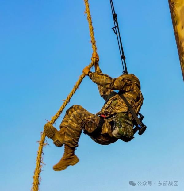 酷图|武警热血练兵图来了 酷图|武警热血练兵图来了