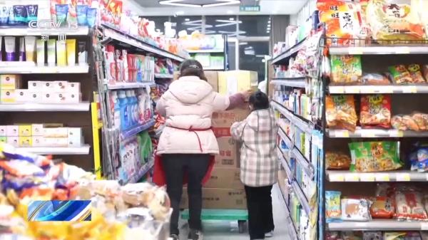 快递“坐”公交 土特产搭“便车” “交邮快供”拓展农村消费新路径 快递“坐”公交 土特产搭“便车” “交邮快供”拓展农村消费新路径