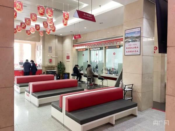 “泰安银行取不出钱”？记者实地探访→