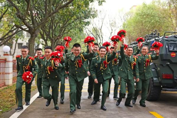 恭喜!他们结婚了!全网祝福 恭喜!他们结婚了!全网祝福