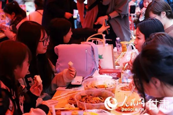 “你只管来吃麻辣烫，剩下的交给天水”