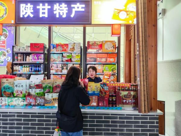 “吃麻辣烫”更方便了!兰州增开列车、空铁联运直减 “吃麻辣烫”更方便了!兰州增开列车、空铁联运直减