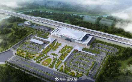 梅龙高铁进入铺轨阶段 梅龙高铁进入铺轨阶段