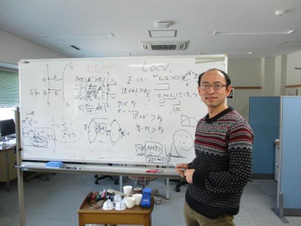 “上过热搜,力压普京”!高校教授“段子手式”简介更新了 “上过热搜,力压普京”!高校教授“段子手式”简介更新了