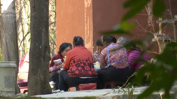 近20年第一次,干到一滴不剩!昆明的雨何时来?官方回复→ 近20年第一次,干到一滴不剩!昆明的雨何时来?官方回复→