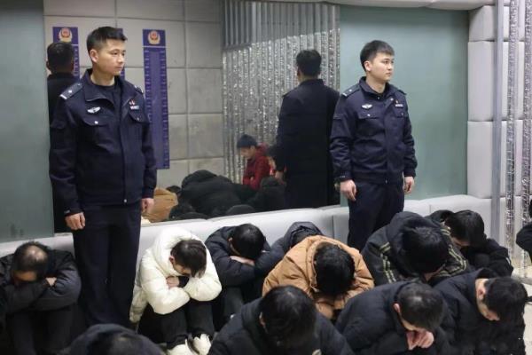 涉案金额200余万元!湖北松滋公安成功捣毁6个传销窝点,刑拘35人 涉案金额200余万元!湖北松滋公安成功捣毁6个传销窝点,刑拘35人