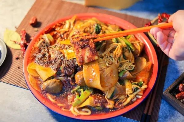 推出天水麻辣烫的高校,有段“天水故事”! 推出天水麻辣烫的高校,有段“天水故事”!