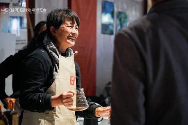 “边喝咖啡边上课”？还得是云南