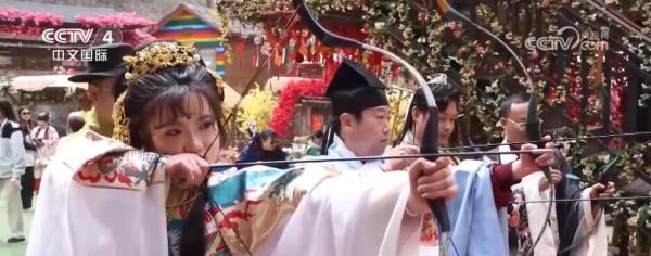 “赏花+”跨界融合激发春季旅游热潮 新型消费“多点开花”亮点频现